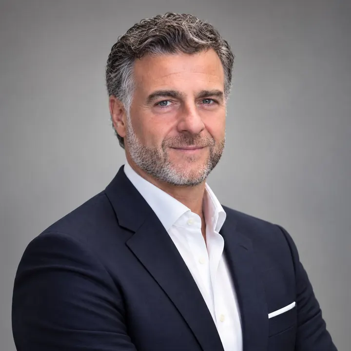 Dionisio Cerdán · Founder & Managing Director de ILIZEN